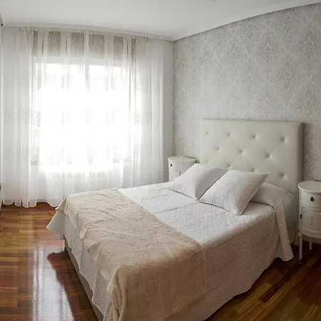 Sakura Homes Torre De Hercules 4 Plazas A Coruna